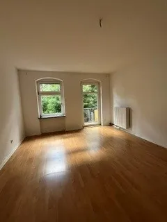 Zuhause mit vier Zimmern und Balkon in Berlin — photo 1